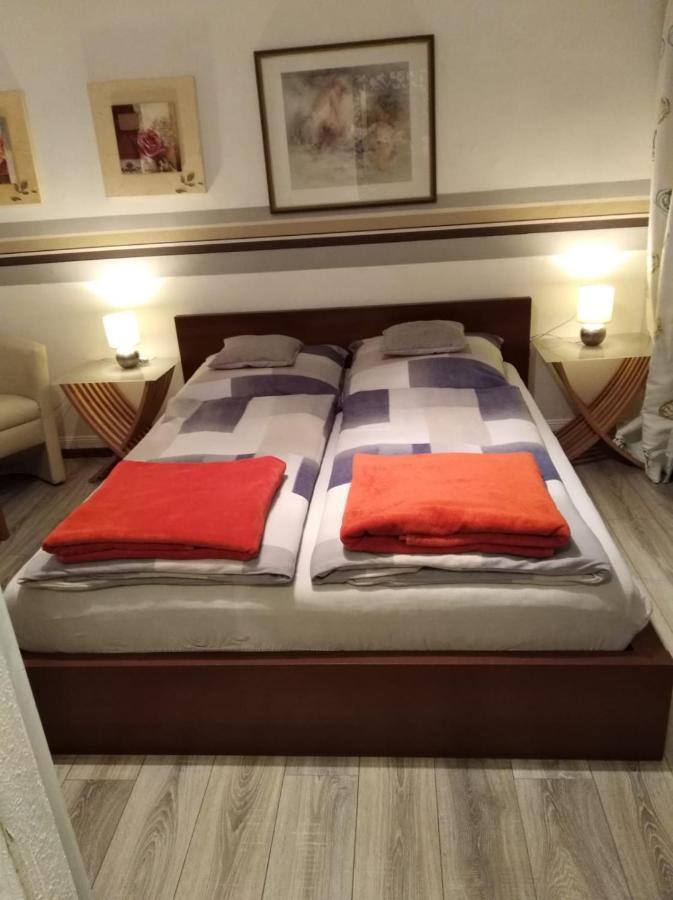 Hotel Garni "Adria" Windhagen Eksteriør billede