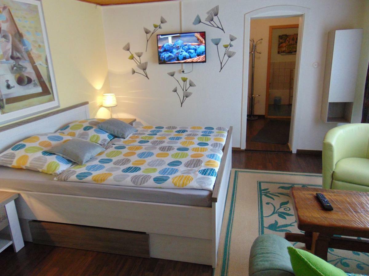 Hotel Garni "Adria" Windhagen Eksteriør billede