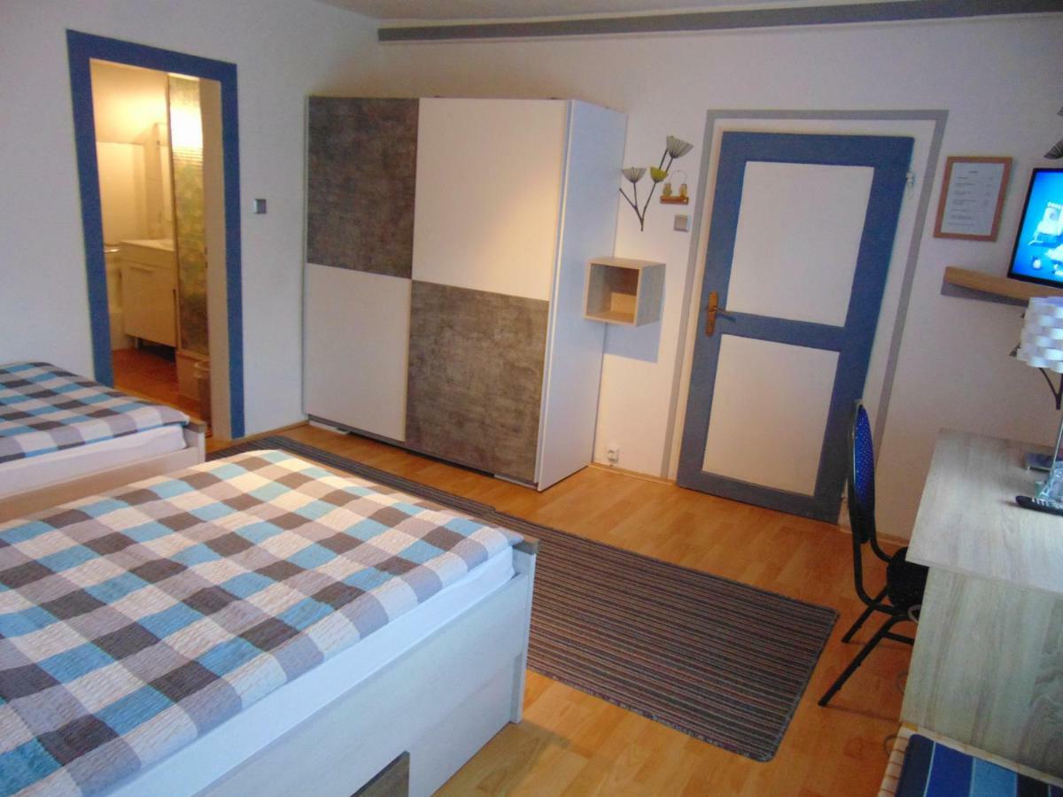 Hotel Garni "Adria" Windhagen Eksteriør billede