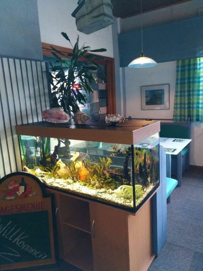 Hotel Garni "Adria" Windhagen Eksteriør billede
